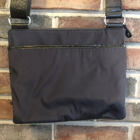 Brighton Crossbody Purse Outside pockets Weatherproof Faux Alligator Skin Hiking - Picture 6 of 13